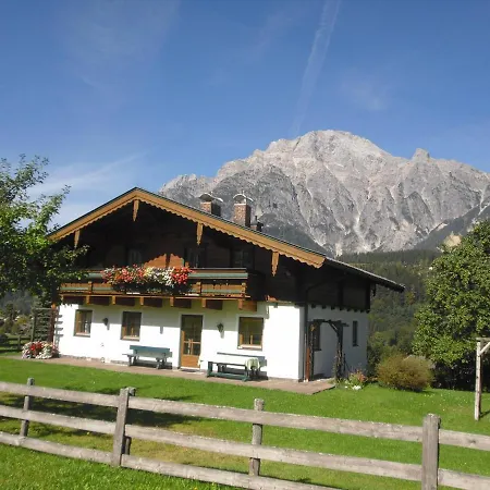 Gaestehaus Muellauer Apartment