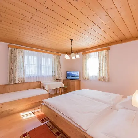 Gaestehaus Muellauer 公寓 *
