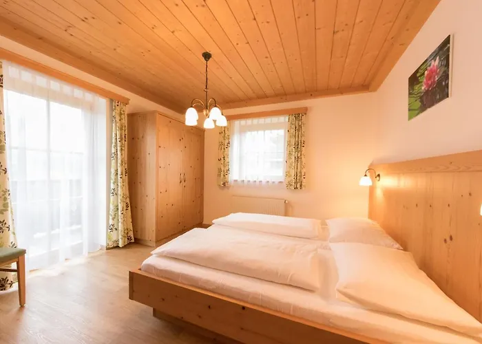 Апартаменты Gaestehaus Muellauer *